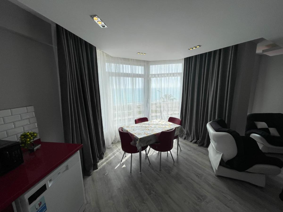 Sa Apartments! Beachfront Apartment With Sea View & Pool ألانيا المظهر الخارجي الصورة