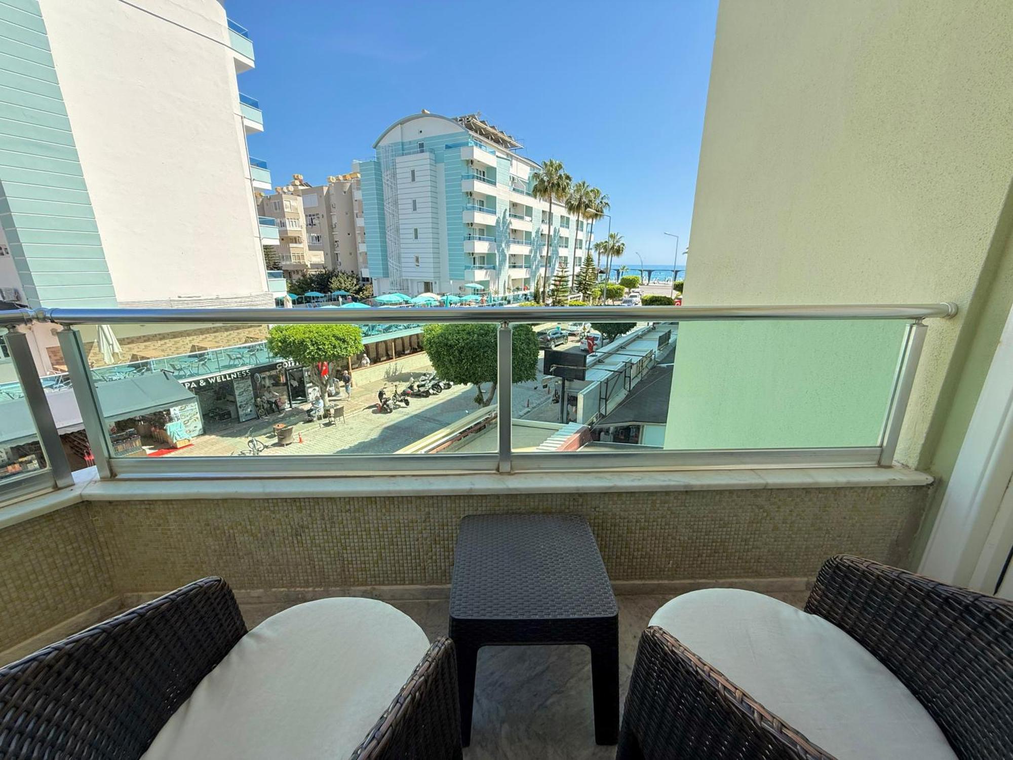 Sa Apartments! Beachfront Apartment With Sea View & Pool ألانيا المظهر الخارجي الصورة