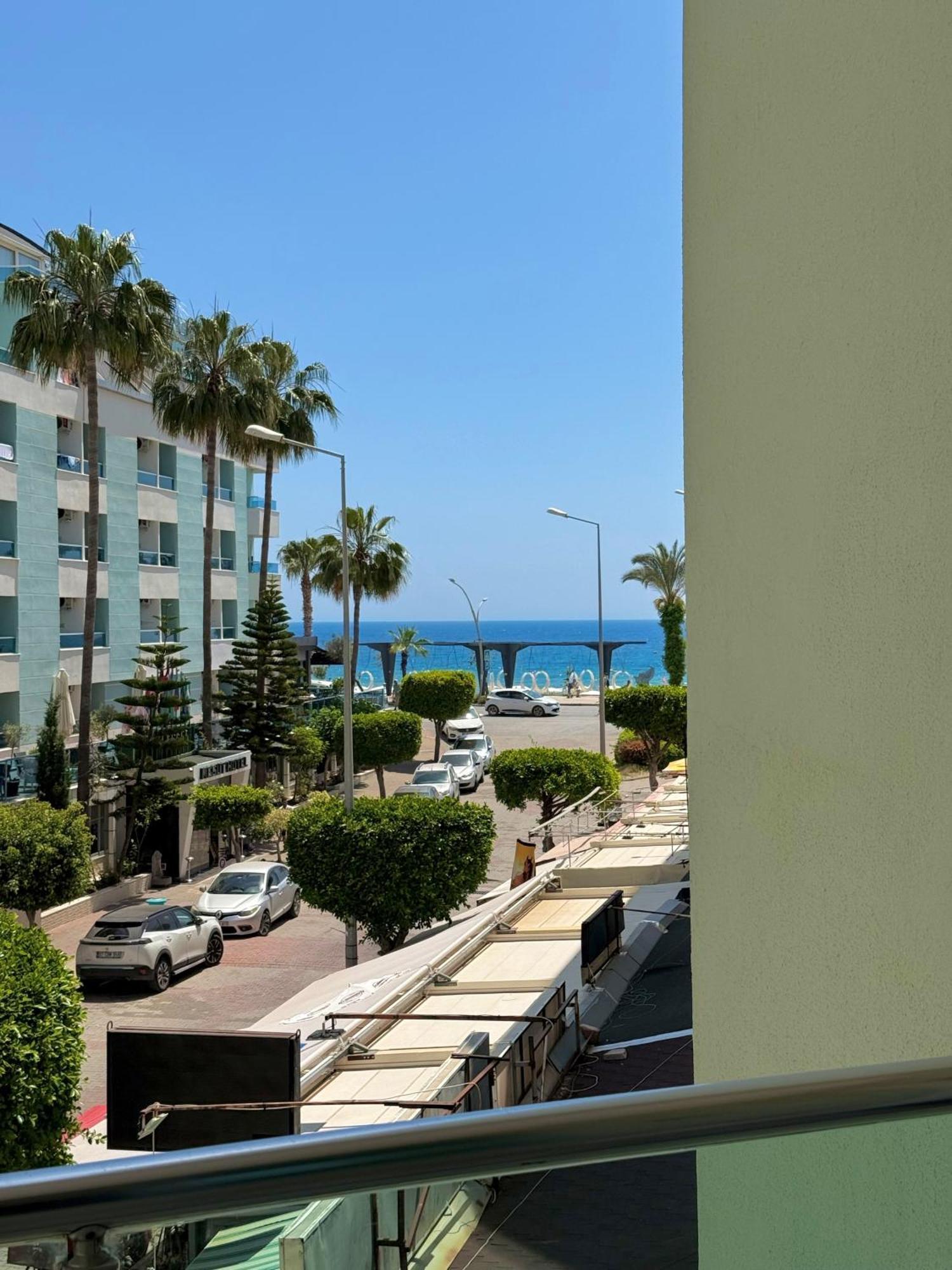 Sa Apartments! Beachfront Apartment With Sea View & Pool ألانيا المظهر الخارجي الصورة