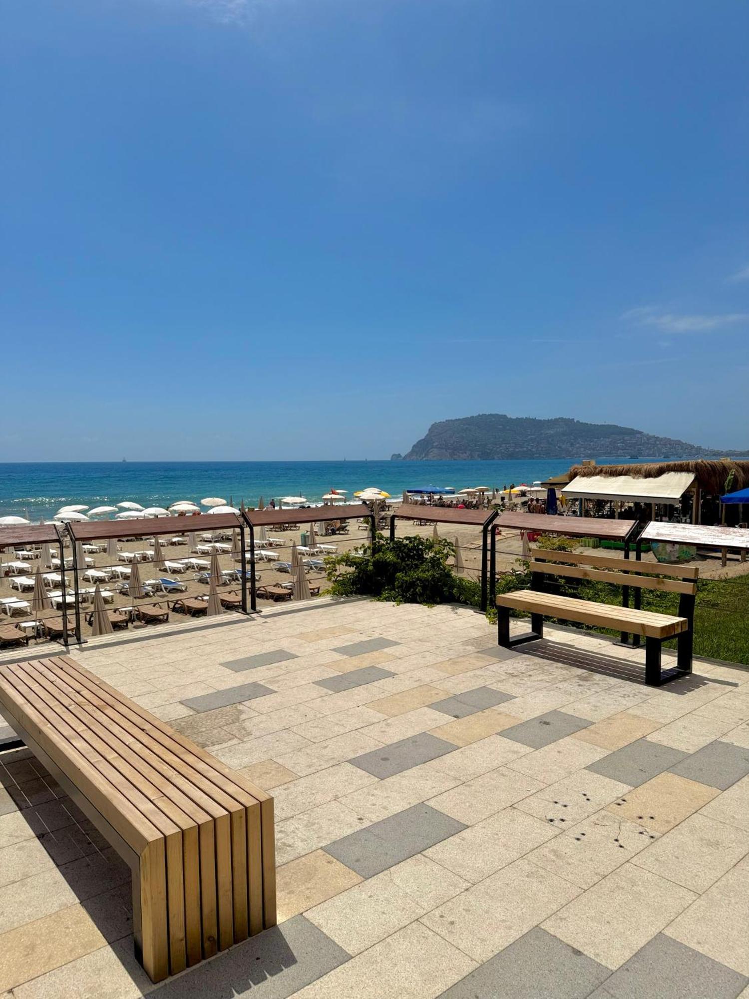 Sa Apartments! Beachfront Apartment With Sea View & Pool ألانيا المظهر الخارجي الصورة