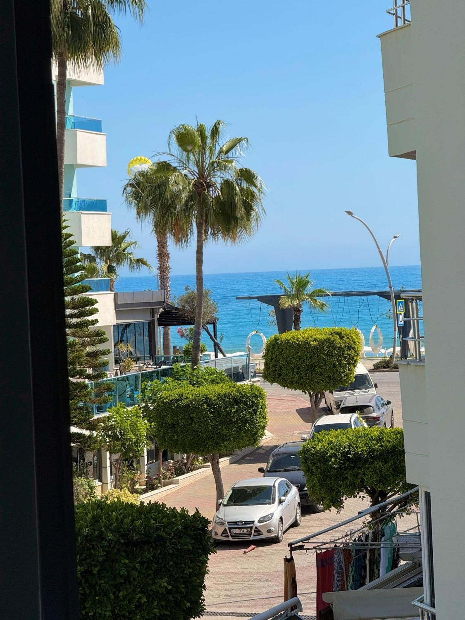 Sa Apartments! Beachfront Apartment With Sea View & Pool ألانيا المظهر الخارجي الصورة